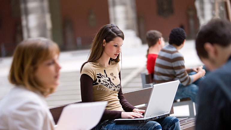 Η σημασία των προγραμμάτων πρόληψης των σεξουαλικών επιθέσεων στα πανεπιστήμια